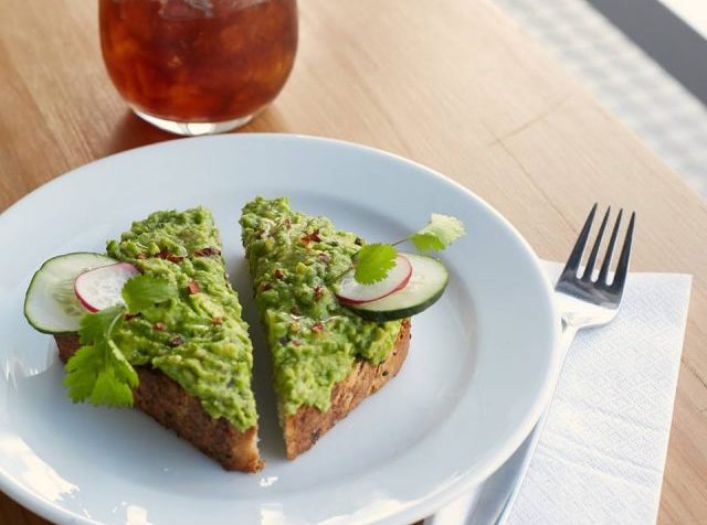 avocado toast buenos aires