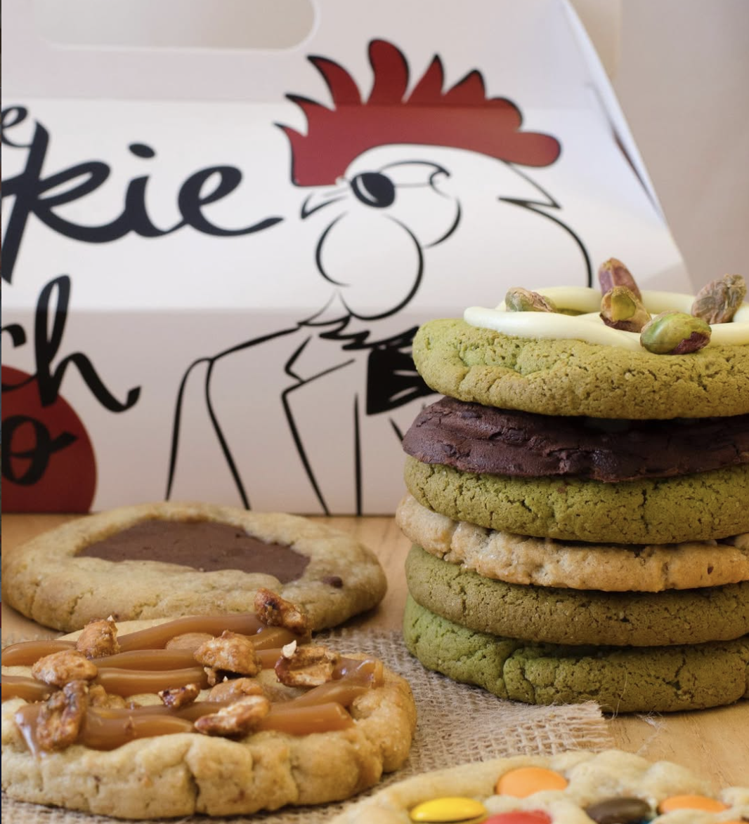 El gallo francés protege las creaciones de French Cookie, el rey de la cookie en Buenos Aires. Foto: IG French Cookie.