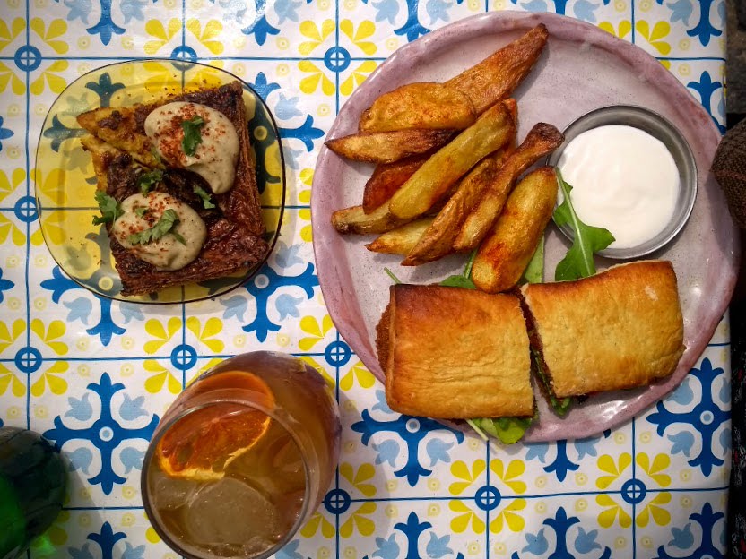 Beba cocina