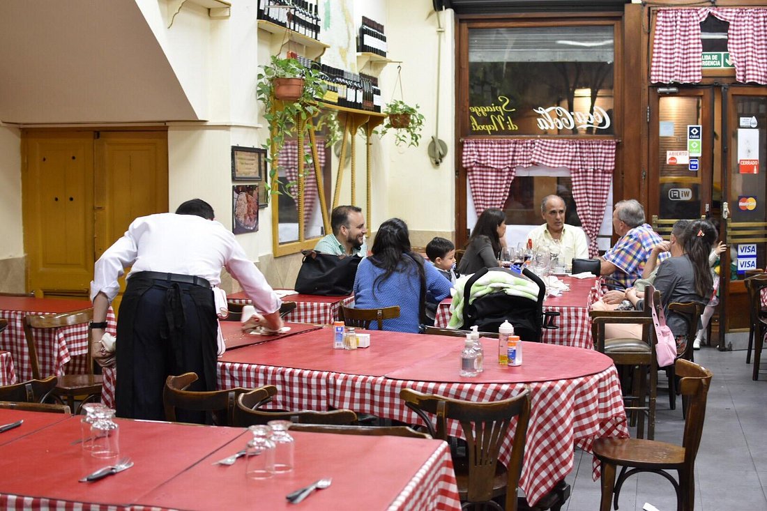 ¿Qué lugar más apropiado para seguir la tradición de los ñoquis del 29 que un restaurante porteño con aires de trattoria italiana? Foto: Jose Perochena.