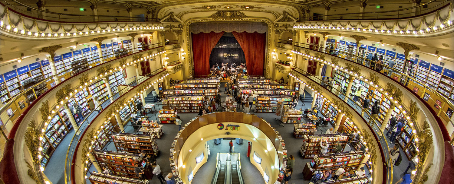 La librairie El Ateneo est un haut lieu de la culture porteña où il fait bon s'asseoir pour lire à l'abri des klaxons de l'avenue Santa Fe. Photo: Gob. CABA.