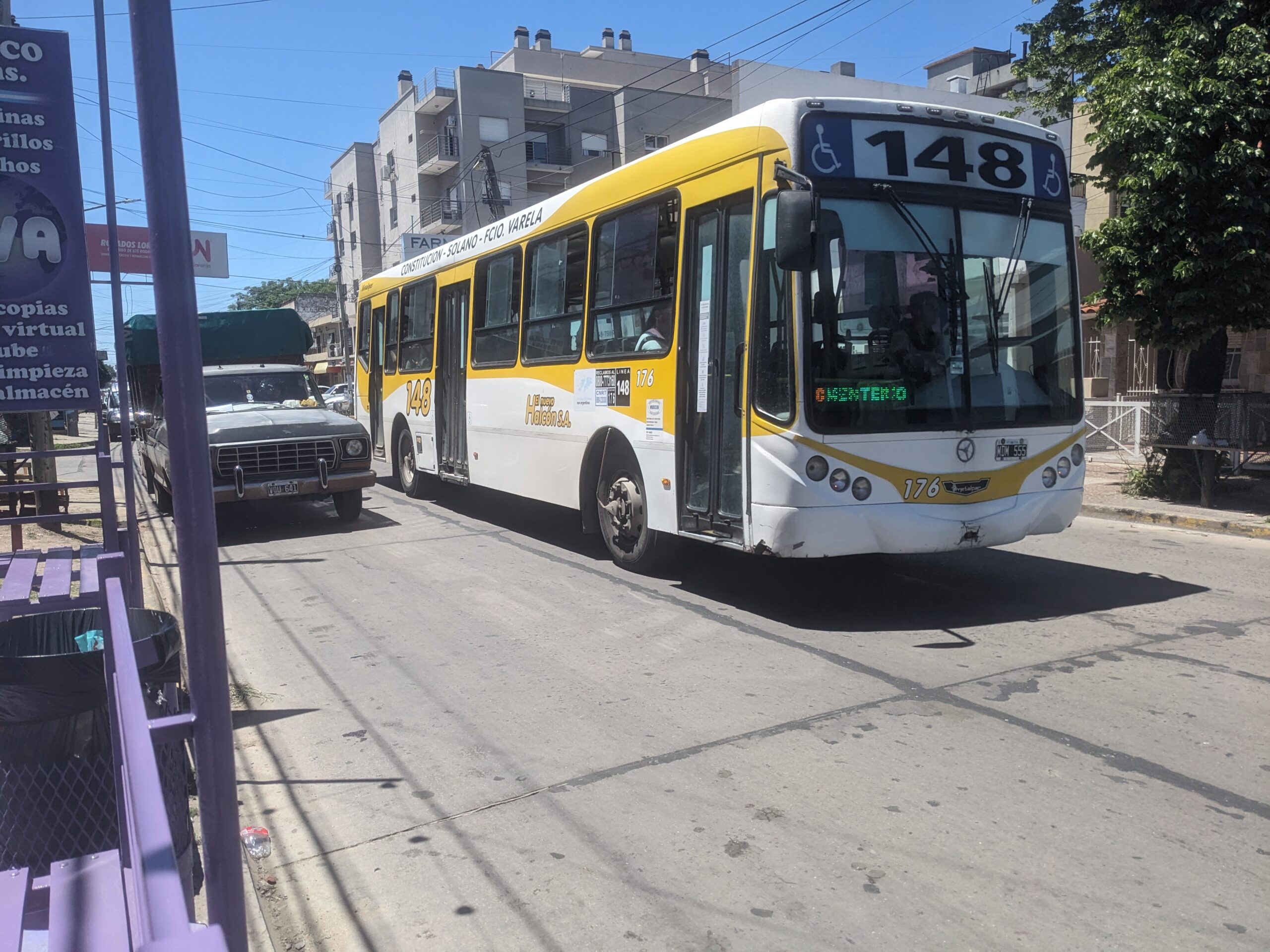 Pour ne pas se perdre parmi les dizaines de lignes de bus, il vous suffit de vous livrer aux joies de Google Maps. Too easy. Photo : BAC.