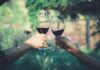 Choisir un vin, tout un défi. Photo : Vanessa Sezini.