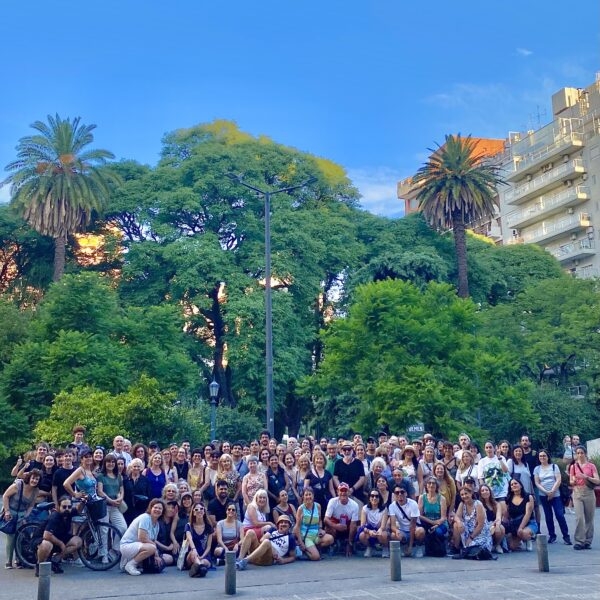 Les promenades du Paysagiste sont également nourries par les anecdotes des participants. Ph. : instagram El Paisajeante.