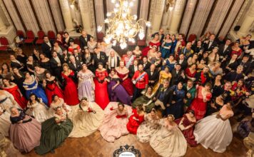 Le voyage dans le temps de la Sociedad victoriana, qui organise régulièrement des fêtes costumées. Ph: sociedad Victoriana Augusta Argentina.