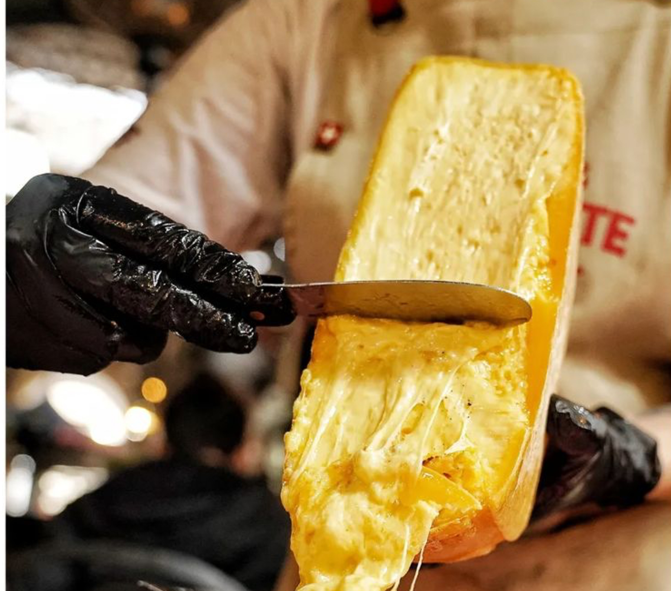 No podes pasar este otoño sin probar este queso caliente.